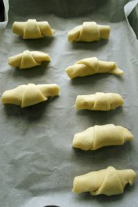 retete pentru copii, cornulete pentru copii, cornulete cu mar