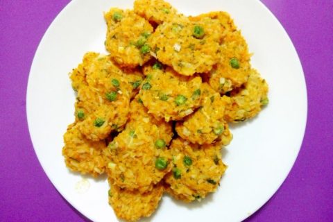 retete sanatoase pentru copii, diversificare, biscuim, retete biscuim, chiftelute cu orez si cartof dulce, retete de chiftelute pentru copii, retete cu cartof dulce, retete cu orez pentru copii